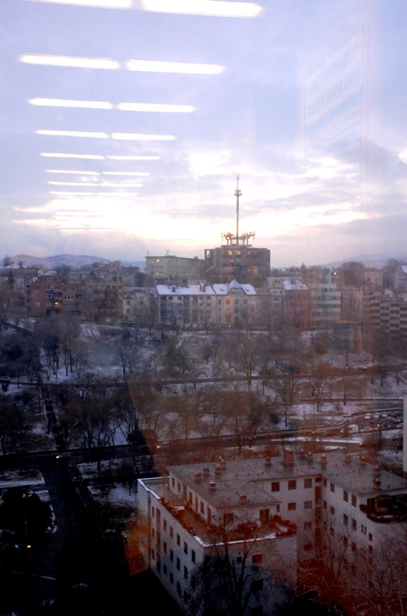 Vue générale de Buda à travers un ascenseur